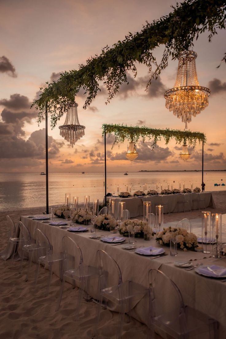 DESTINATION VENUE